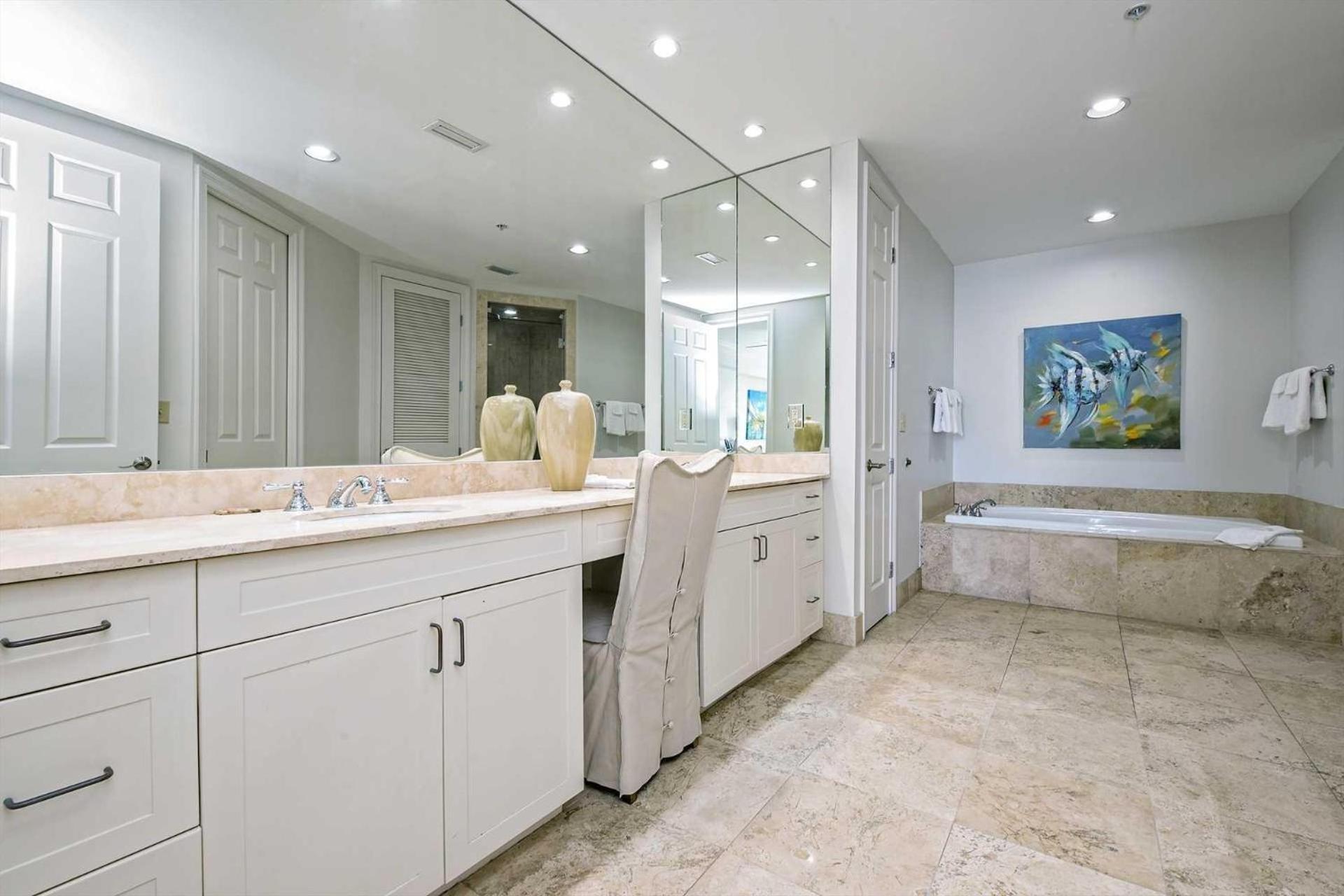 Mediterranean 502 West Pensacola Bagian luar foto