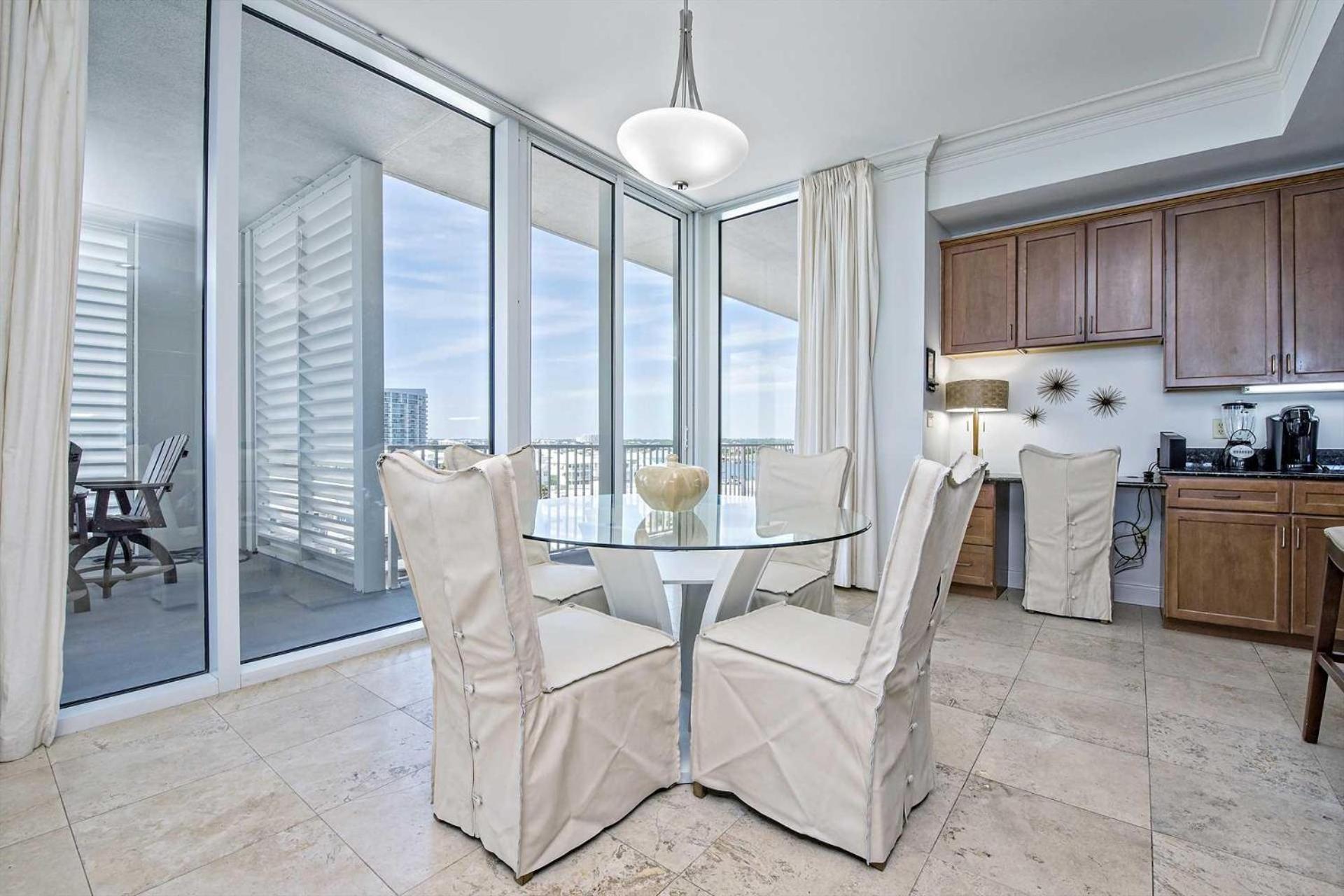 Mediterranean 502 West Pensacola Bagian luar foto